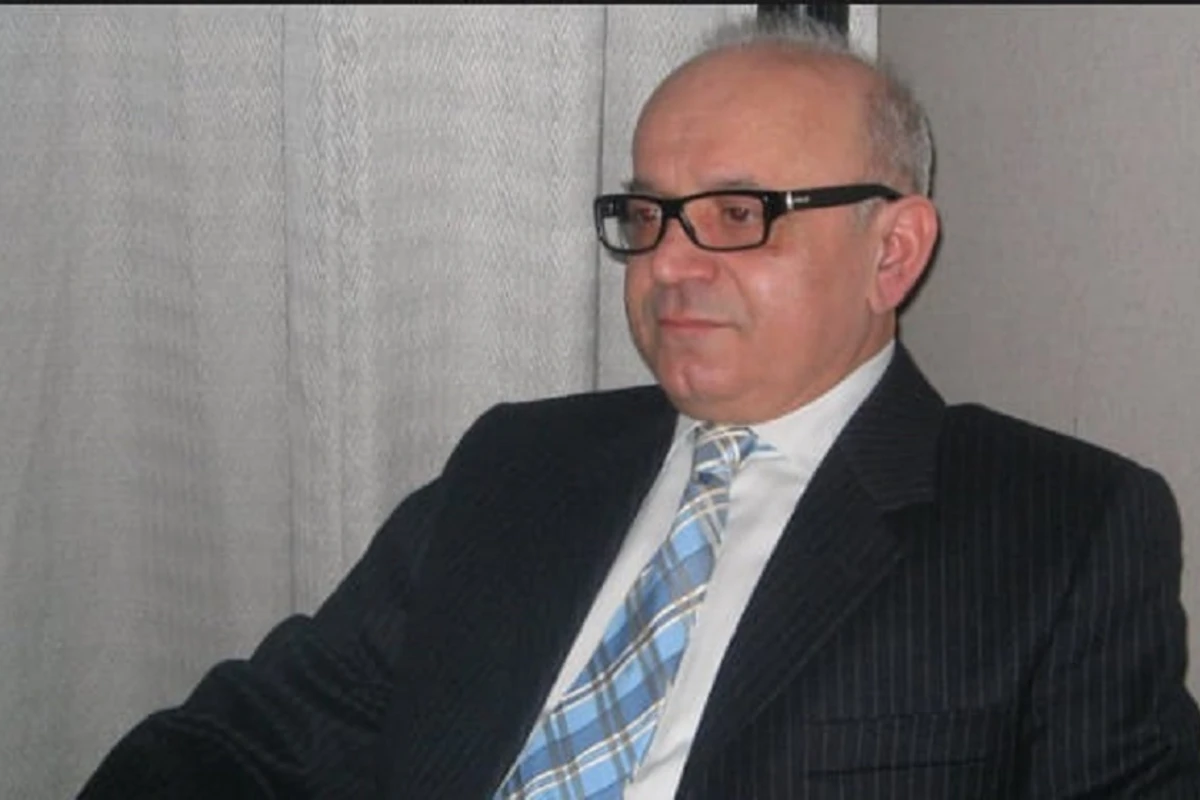 Mirzə Xəzər dünyasını dəyişdi