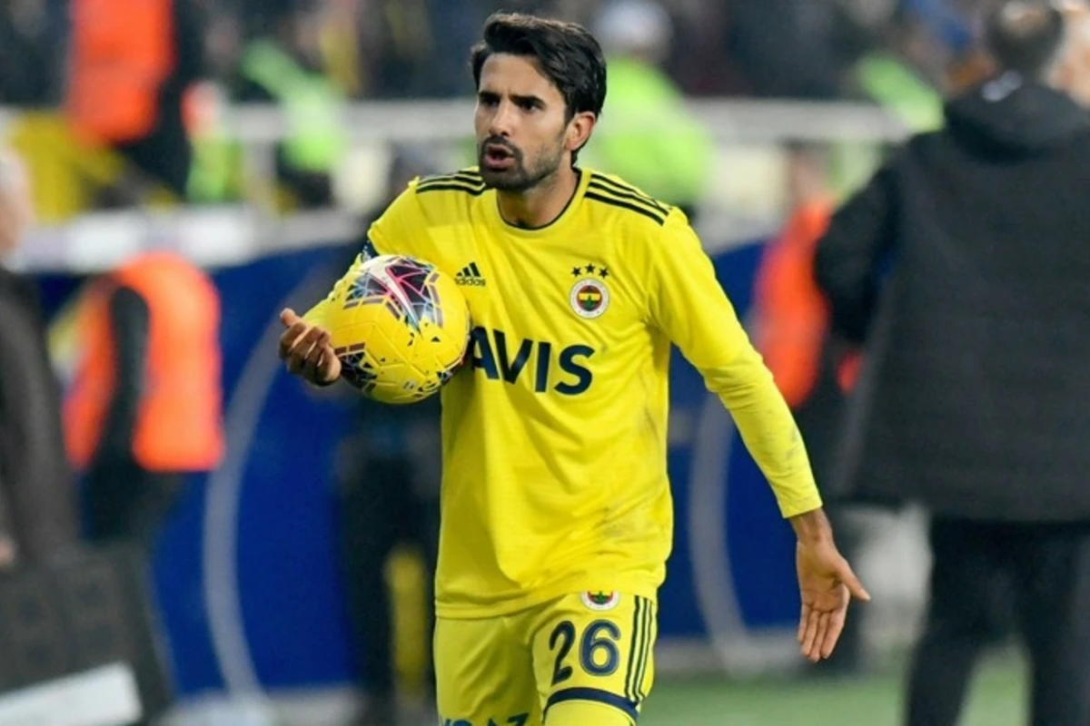 Qarabağın istədiyi Alper Potuk komandadan uzaqlaşdırılıb