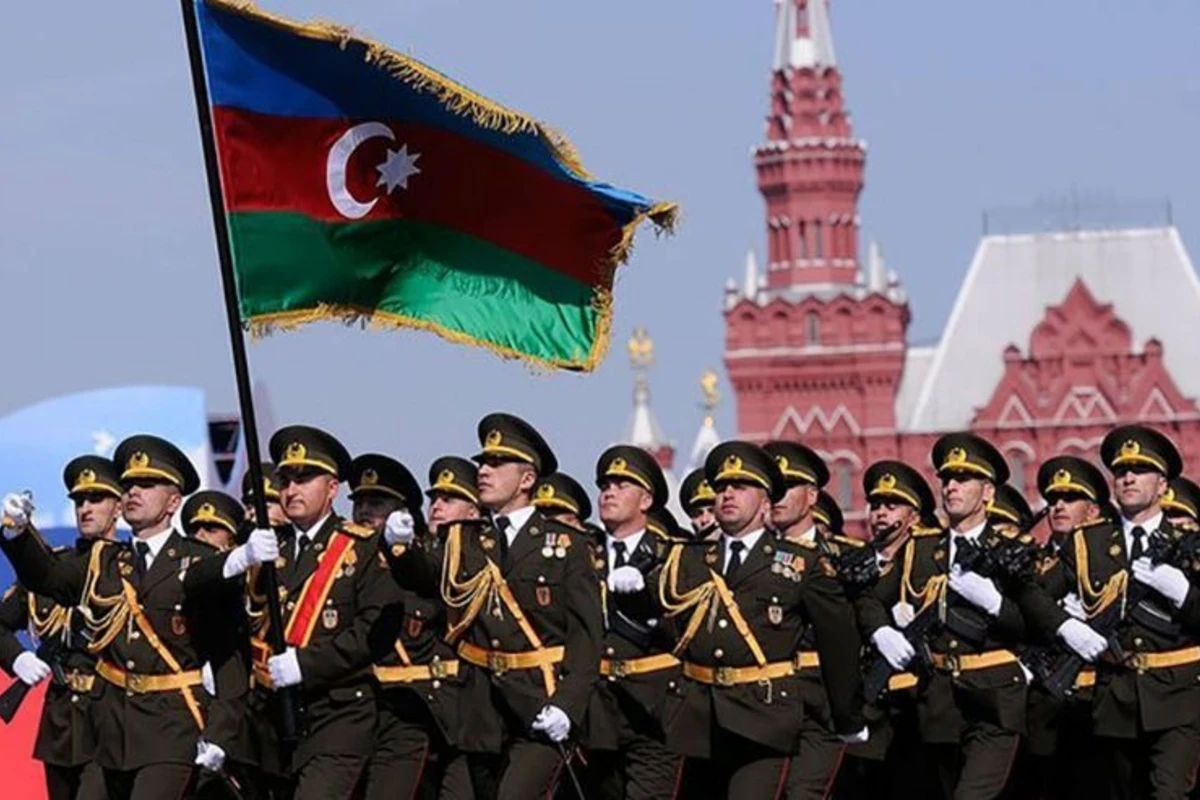 Azərbaycan hərbçiləri Moskvada paradda iştirak edəcək Azərbaycan hərbçiləri Moskvada paradda iştirak edəcək