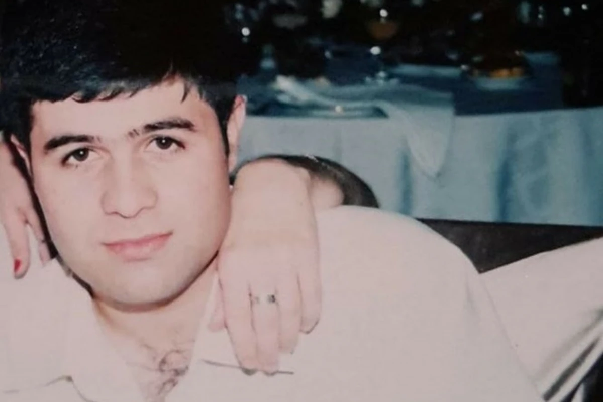 Azərbaycanlı aparıcı gənc yaşında qəfil öldü - FOTO