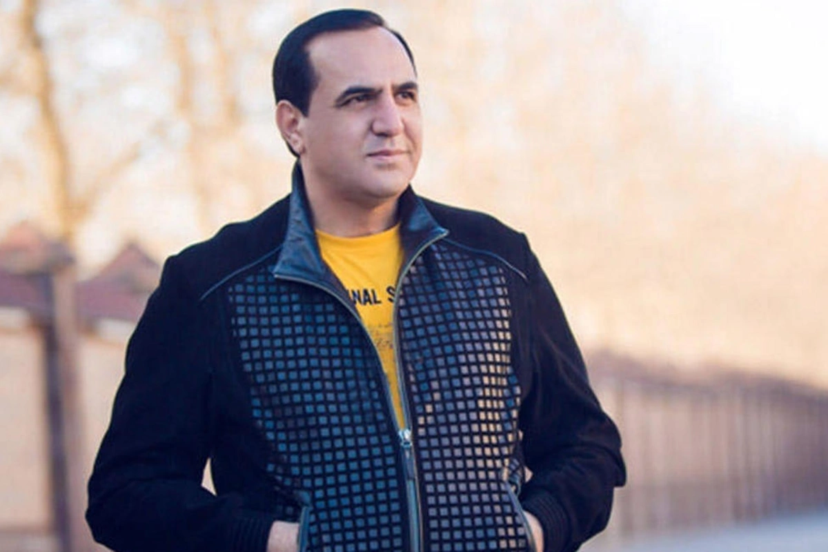 Manaf Ağayev: “Bambılı necə kostyum geyinə bilər?” - VİDEO