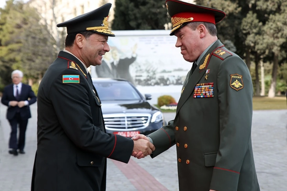 Gerasimov Nəcməddin Sadıkovla nəyi müzakirə edib? - VİDEO
