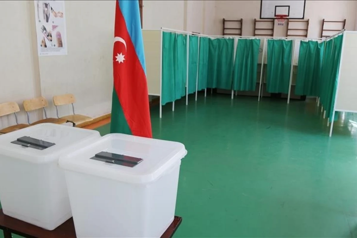 Голосование на парламентских выборах в Азербайджане завершено