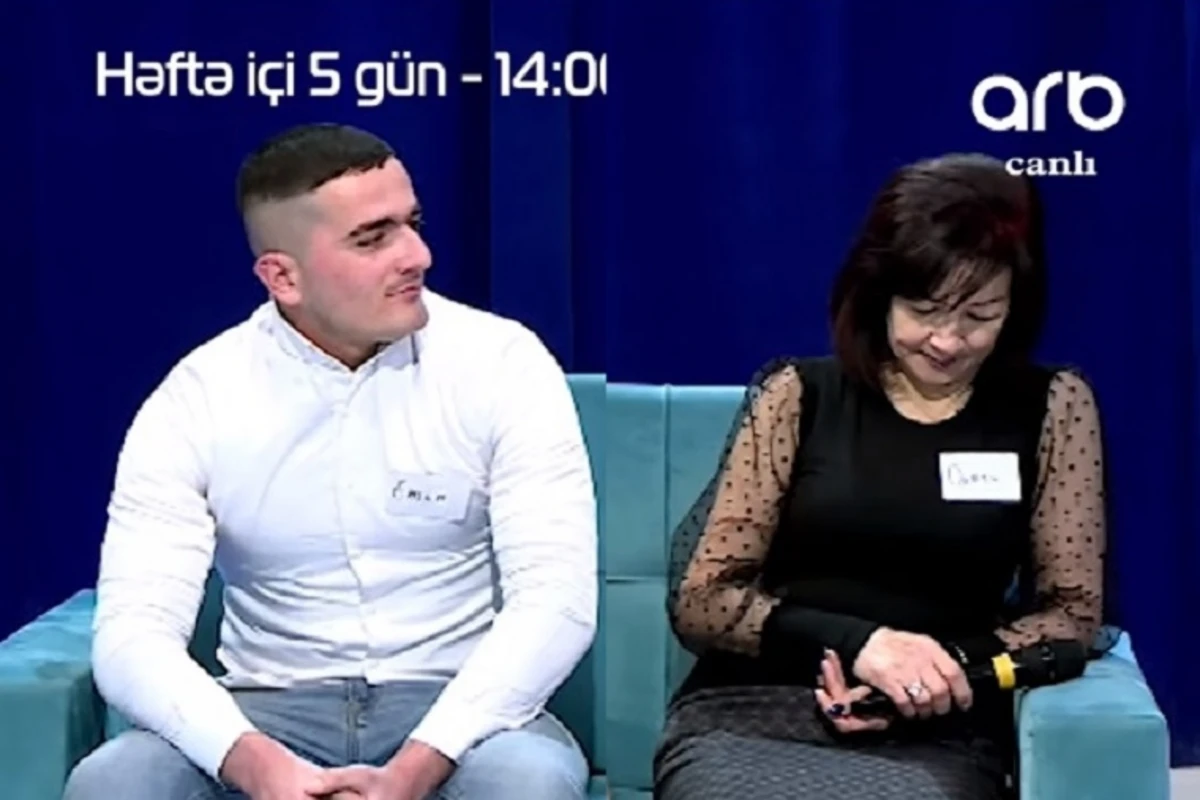 Efirdə 47 yaşlı qadına elçi düşən idmançıya şok sözlər: Anan yaşında arvadı alacaqsan? - VİDEO