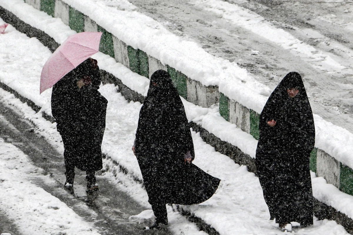 В Иране из-за снегопада погибли 7 человек