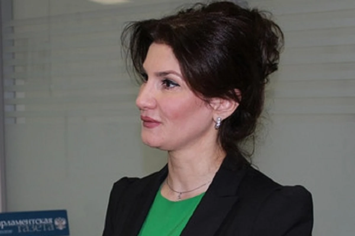Mehriban Sadıqova istefaya göndərildi