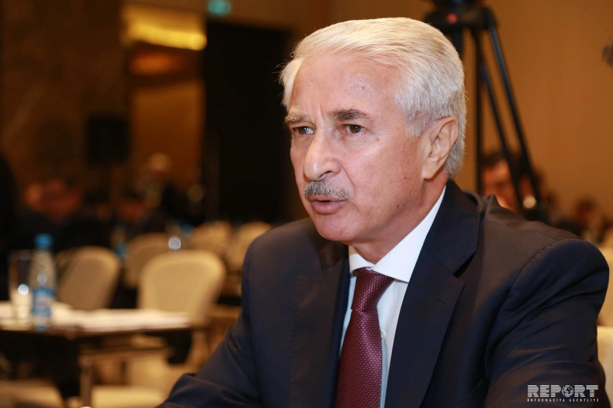 Azərbaycanda neçə nəfər 8 000 manatdan çox maaş alır?