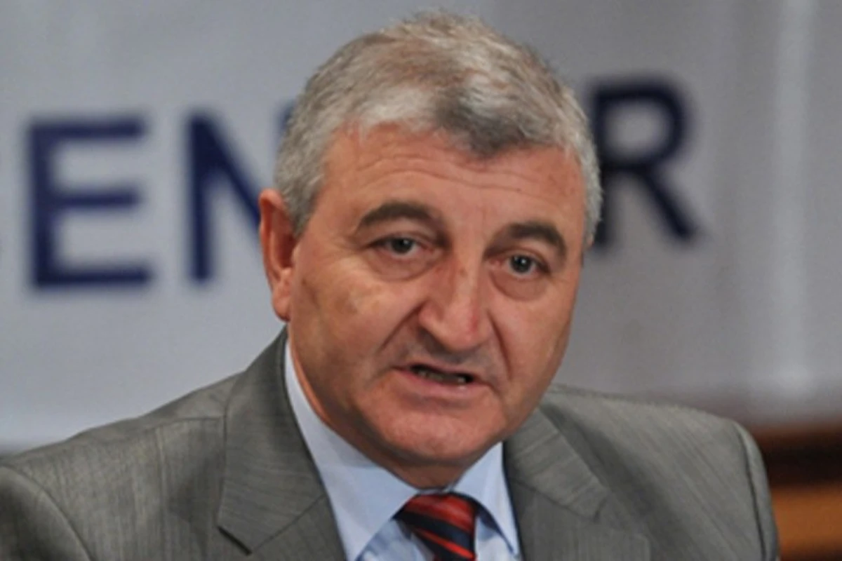Məzahir Pənahov: “O məntəqələrin üzvləri cəzalanmağa layiqdir”