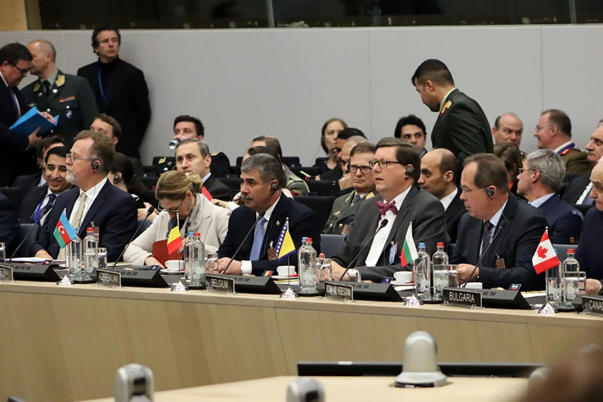 Müdafiə naziri NATO-nun toplantısında iştirak edib - FOTO