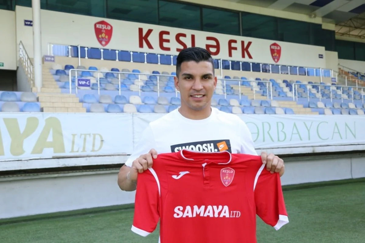AFFA italiyalı futbolçunu milliləşdirir