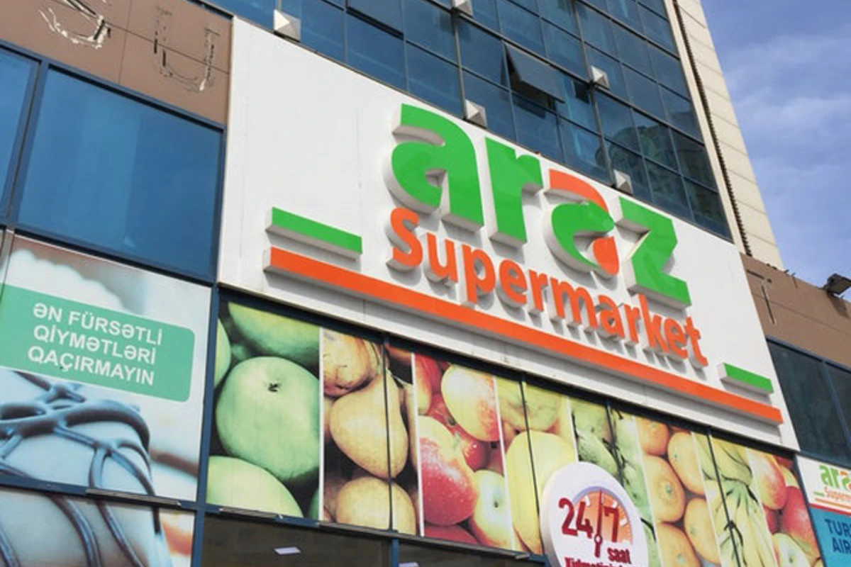 Araz marketin əməkdaşı iş başında bıçaqlandı