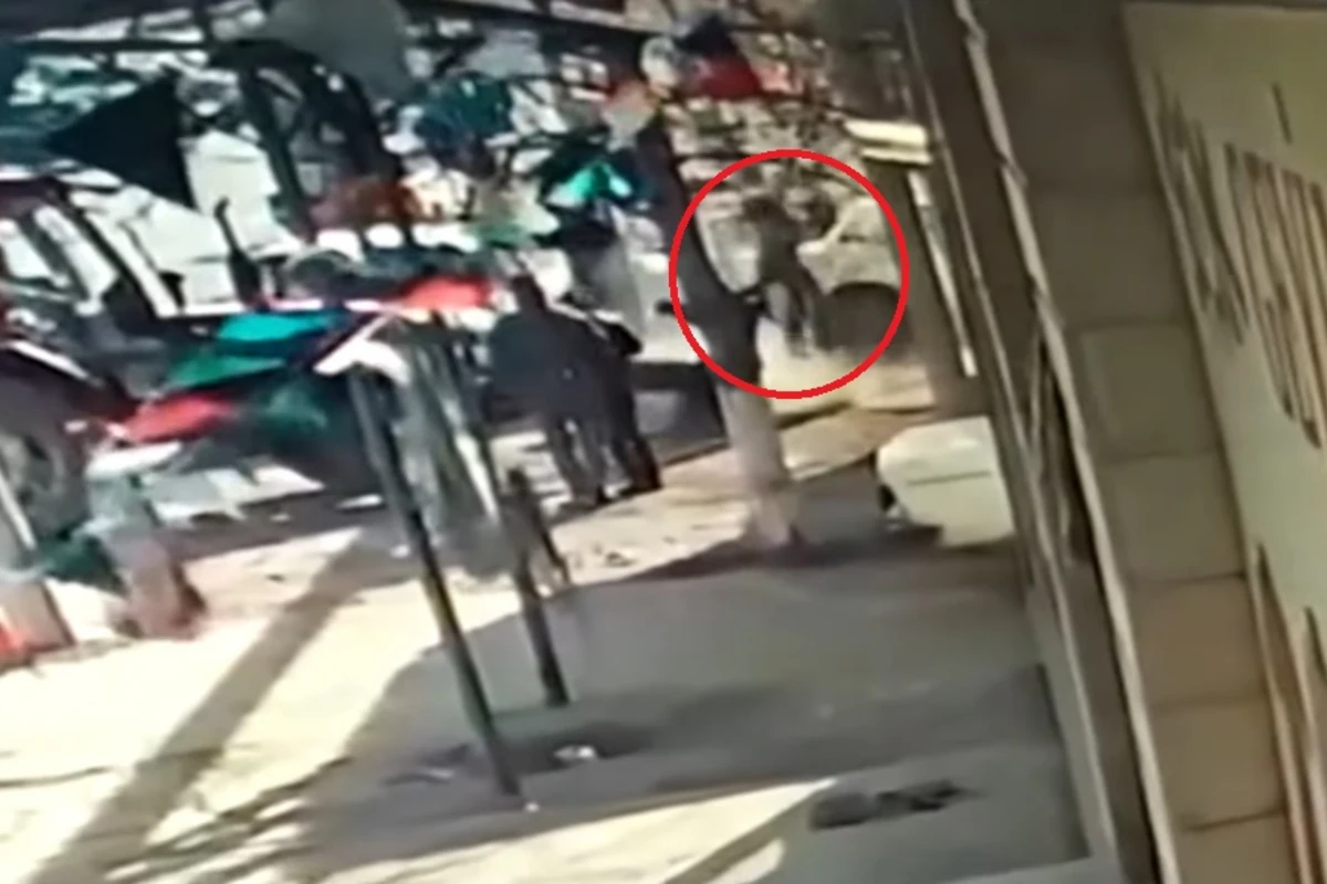 Azərbaycanda ustanın ölümünə səbəb olan partlayış anı - VİDEO Azərbaycanda ustanın ölümünə səbəb olan partlayış anı - VİDEO