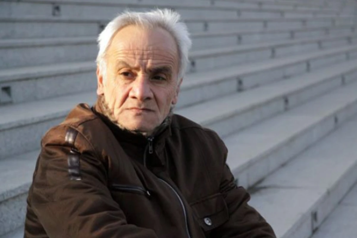Əməkdar artist AĞIR DURUMDA: Məni bu həddə çatdıran... Əməkdar artist AĞIR DURUMDA: Məni bu həddə çatdıran...