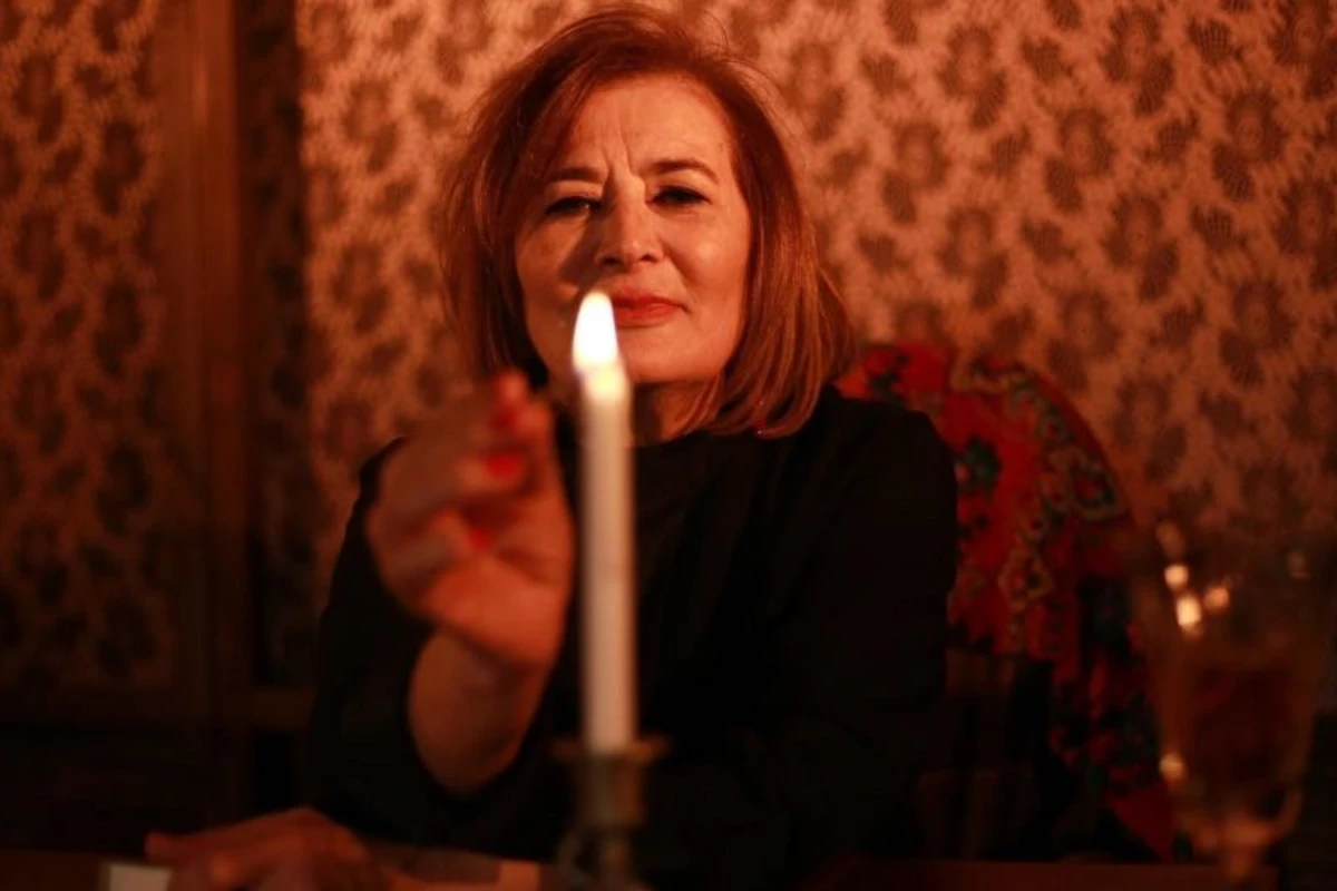 Azərbaycanın Xalq artisti Hollivud ulduzu ilə yaxın qohum imiş - VİDEO Azərbaycanın Xalq artisti Hollivud ulduzu ilə yaxın qohum imiş - VİDEO