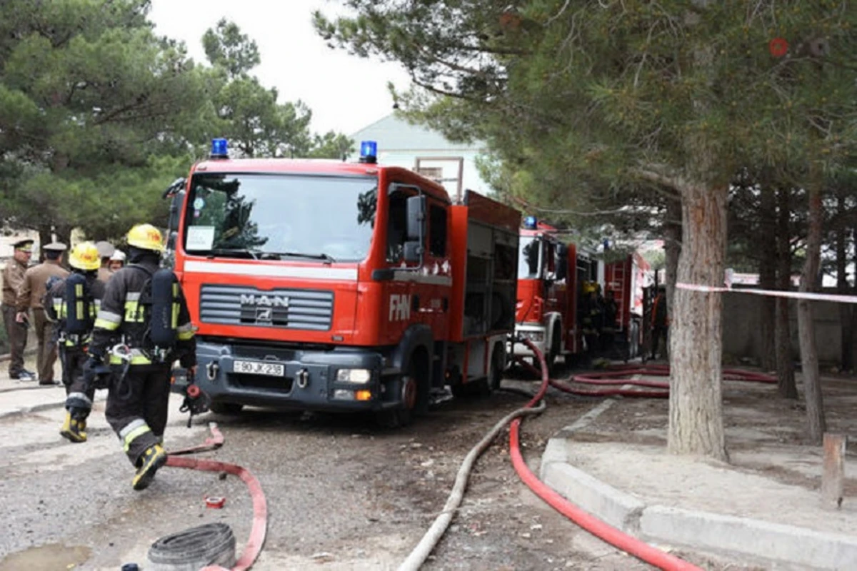 Bakıda məcburi köçkünlərin məskunlaşdığı yataqxanada yanğın olub