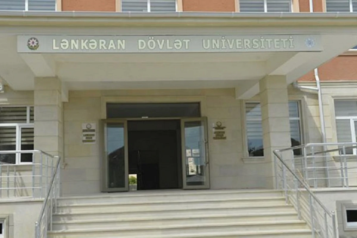 “İşçilər xlor qoxusundan az qala boğulacaq” – Universitetdən şikayət