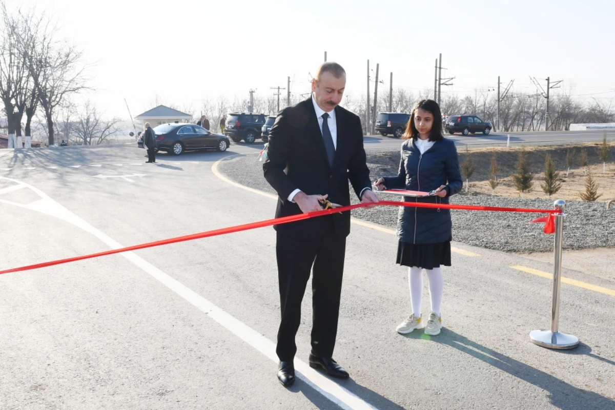 Prezident Ağstafada yol açılışında - FOTO