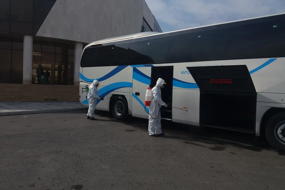 Gəncə Beynəlxalq Avtovağzalında dezinfeksiya tədbirləri aparılır - FOTO