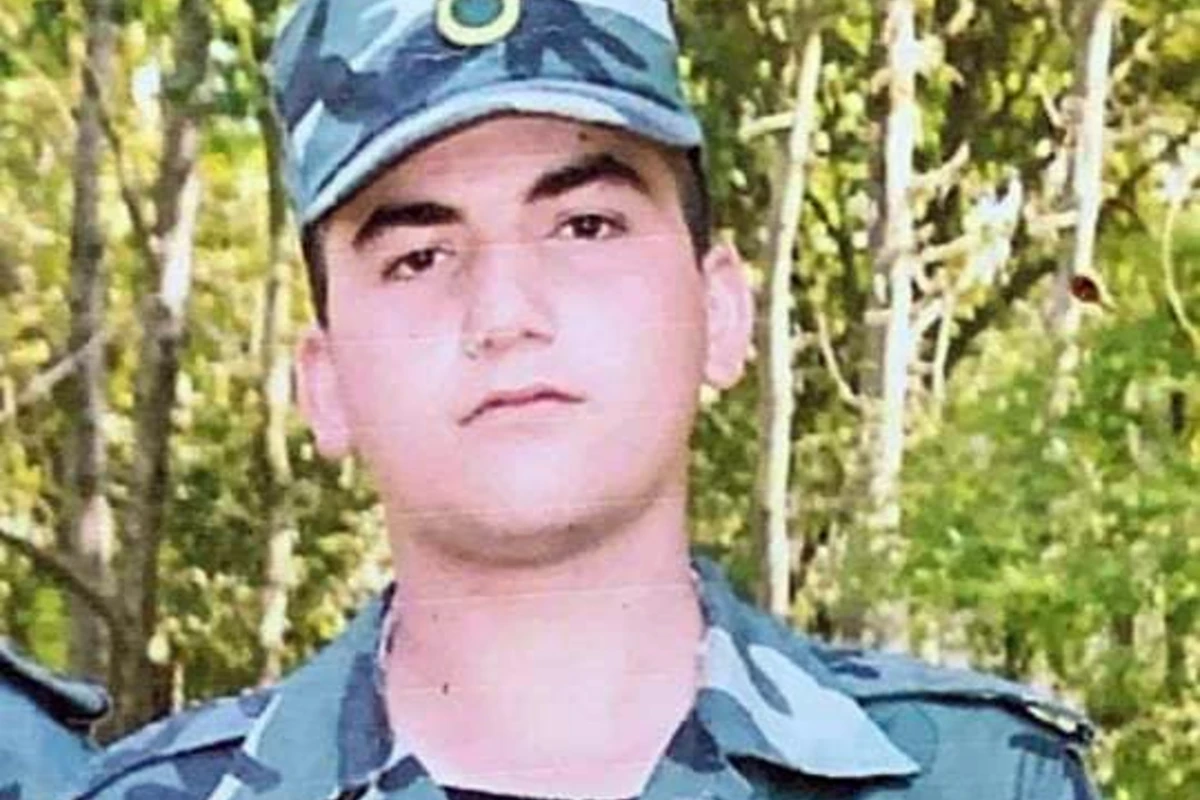 Həlak olan əsgərin nəşi Bərdəyə gətirilib