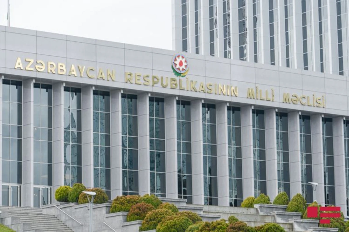 Koronavirus təhlükəsi ilə əlaqədar Milli Məclisdə termovizor quraşdırılıb