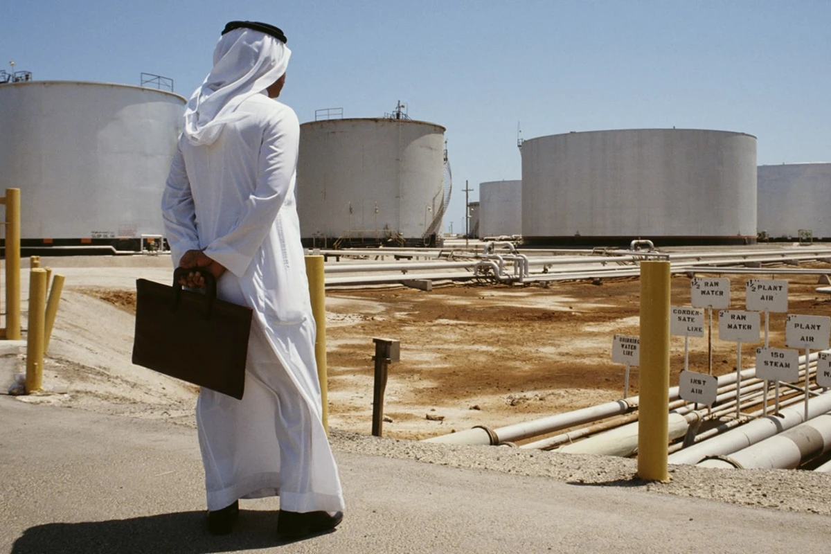Saudi Aramco şirkətinin səhmləri rekord miqdarda ucuzlaşıb