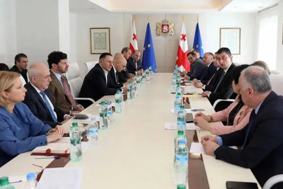 Gürcüstan hökuməti xarici ölkələrə səyahəti məhdudlaşdırıb