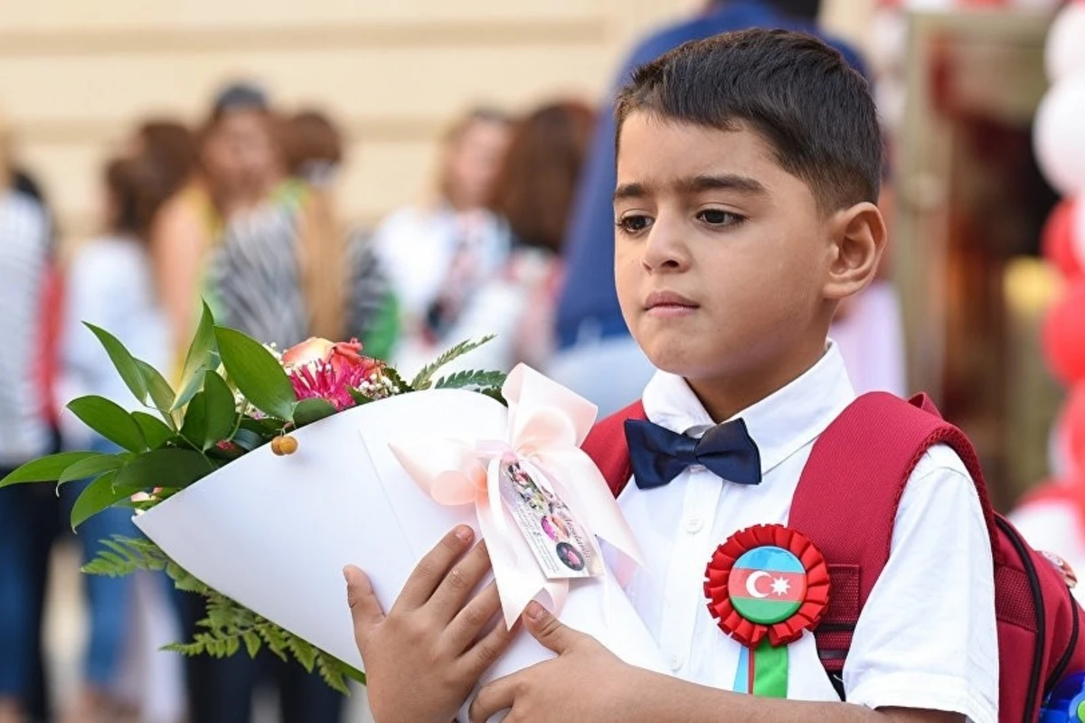Sabahdan I sinfə qəbulun elektron qeydiyyatı başlayır