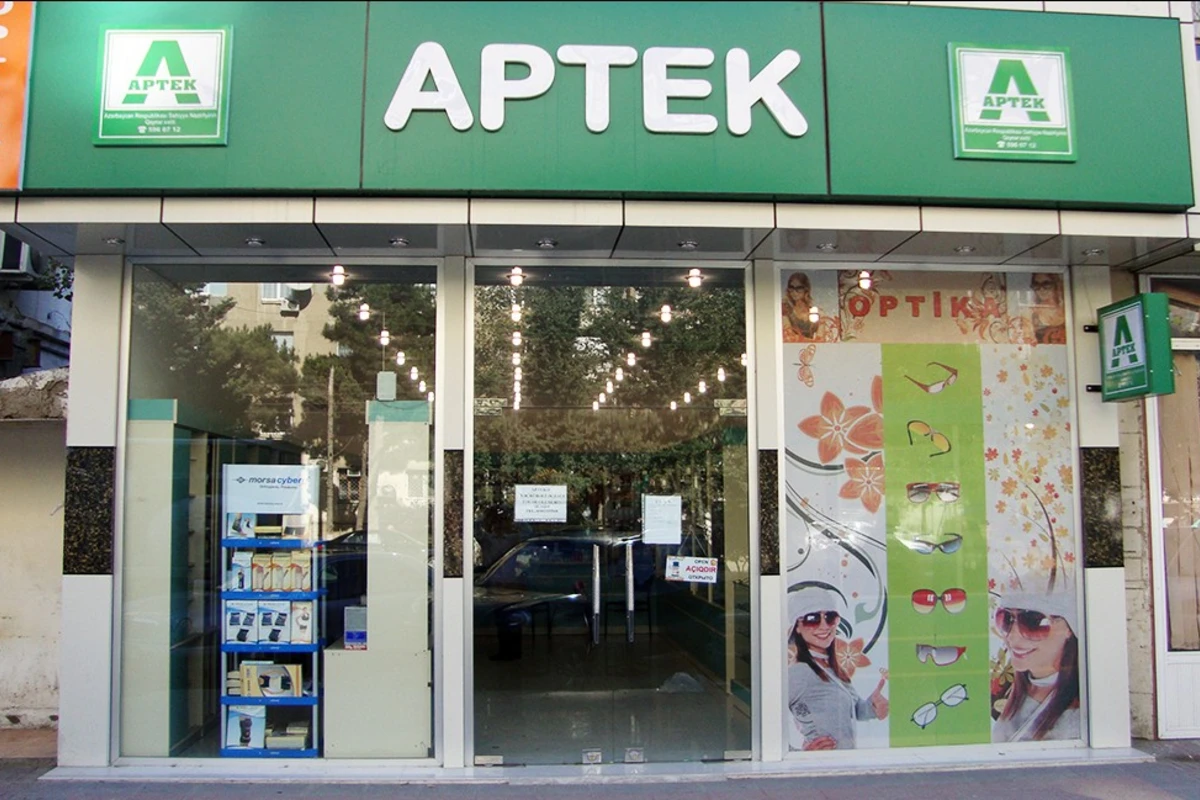 Bakıda aptekə basqın olub