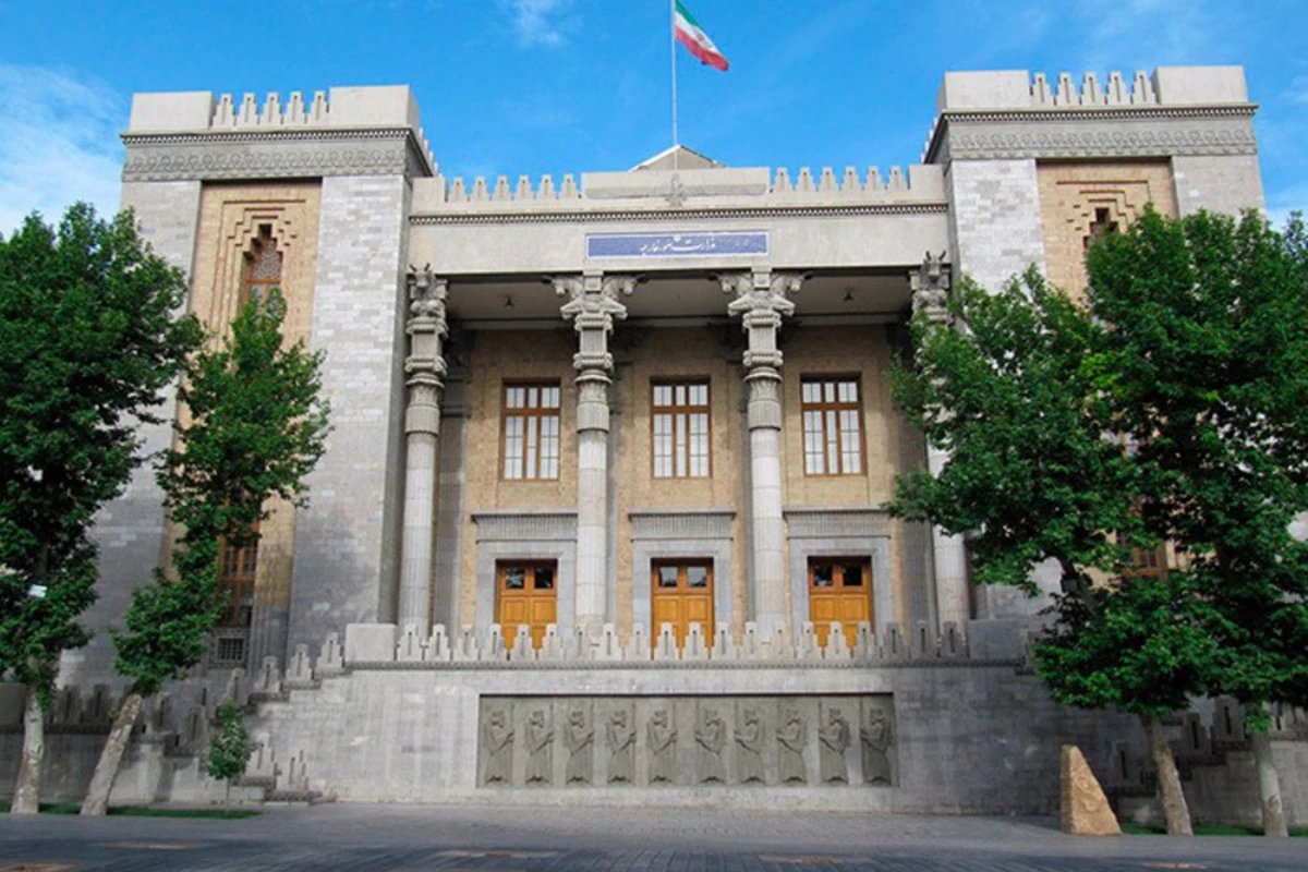 Иран поблагодарил Азербайджан за помощь в борьбе с коронавирусом