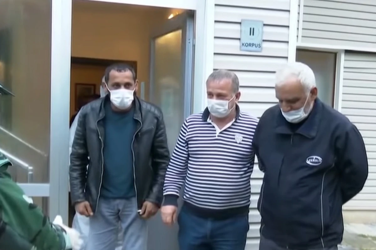 94 nəfərin saxlanıldığı xüsusi karantin mərkəzindən görüntülər - VİDEO 94 nəfərin saxlanıldığı xüsusi karantin mərkəzindən görüntülər - VİDEO