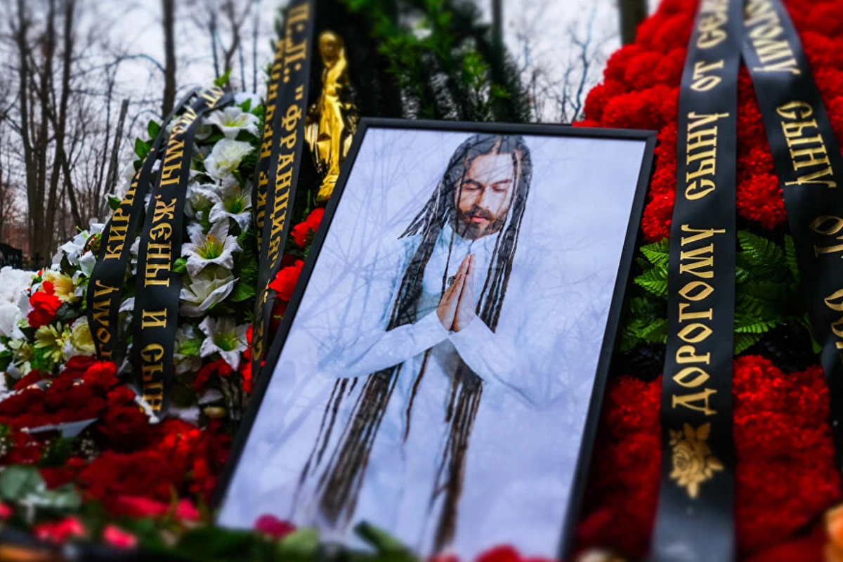 Патологоанатом объяснил внезапную смерть Децла, Доренко и Чаплина
