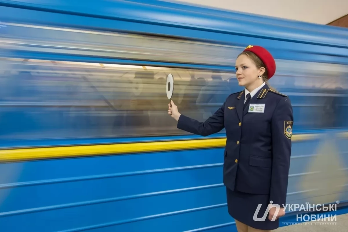 Zelenski metroların bağlanmasını tələb etdi - VİDEO