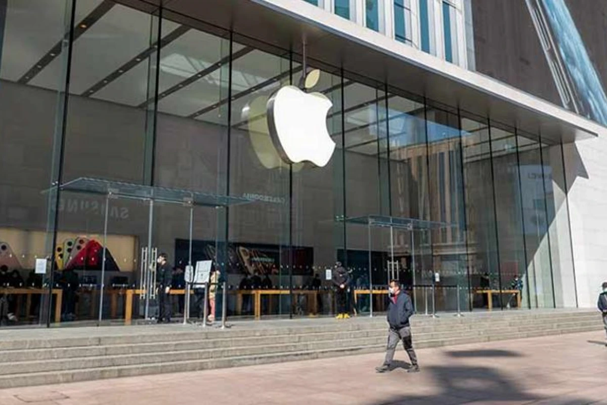Apple закрывает все магазины в США из-за коронавируса
