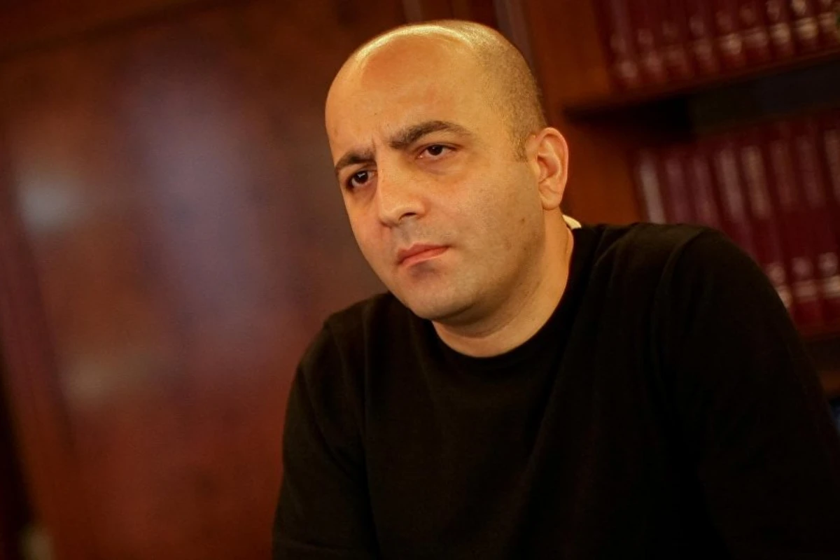 “Yaxşı oğlan” Mübariz Mənsimovun şousu sona çatdımı?