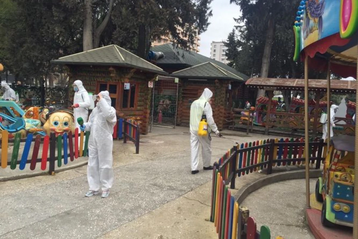 Bakıda dezinfeksiyaedici tədbirlər daha da gücləndirilib - FOTO