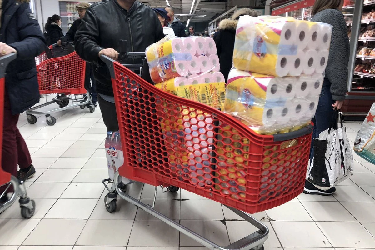 Женщина пришла в магазин за туалетной бумагой и родила