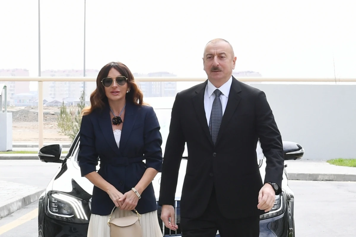 İlham Əliyev Hövsan yaşayış kompleksinin açılışında iştirak edib - FOTO - YENİLƏNİB İlham Əliyev Hövsan yaşayış kompleksinin açılışında iştirak edib - FOTO - YENİLƏNİB
