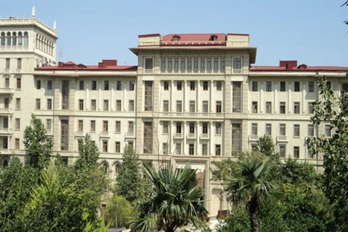 Nazirlər Kabineti iki qurumla saziş bağladı