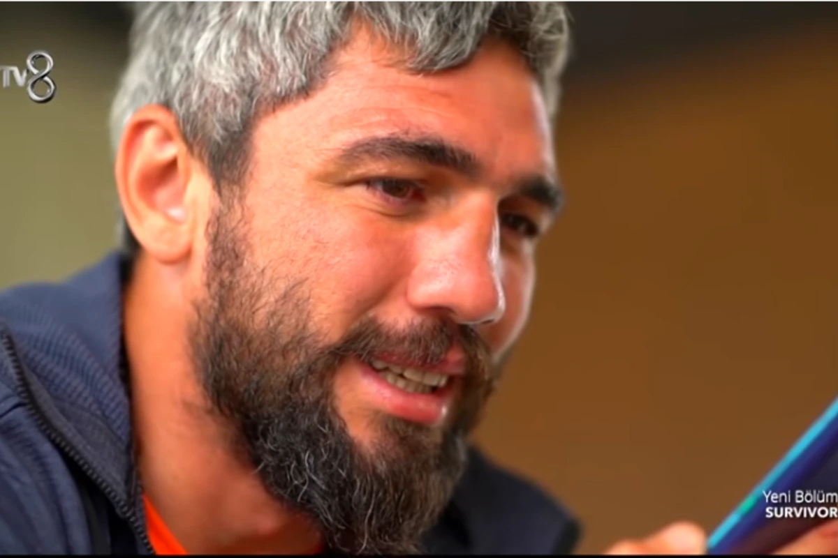 Pərviz Survivordan koronavirusa görə evinə zəng etdi: Göz yaşını saxlaya bilmədi - VİDEO
