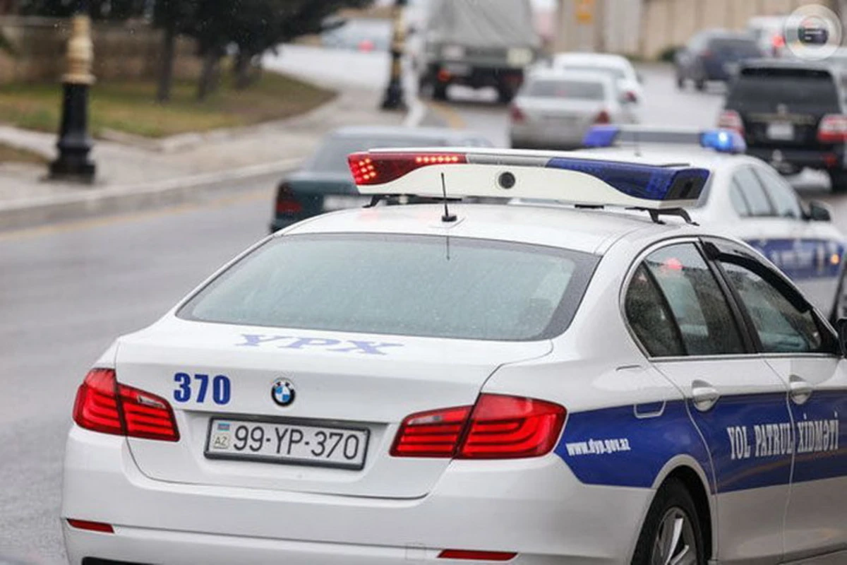 В Азербайджане приостанавливается движение автомобилей не специального назначения В Азербайджане приостанавливается движение автомобилей не специального назначения