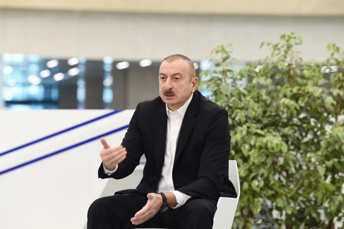 Prezident Fonda 1 manat köçürənə də təşəkkür etdi Prezident Fonda 1 manat köçürənə də təşəkkür etdi