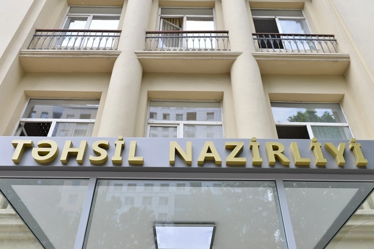 Nazirlik məktəblilərin yay tətilinin ləğvi məsələsinə aydınlıq gətirdi - RƏSMİ Nazirlik məktəblilərin yay tətilinin ləğvi məsələsinə aydınlıq gətirdi - RƏSMİ