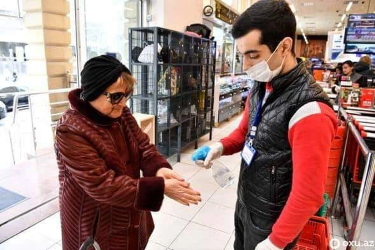 “RAHAT” supermarketlər şəbəkəsinin əməkdaşları pozitiv əhval-ruhiyyə yaradırlar - VİDEO