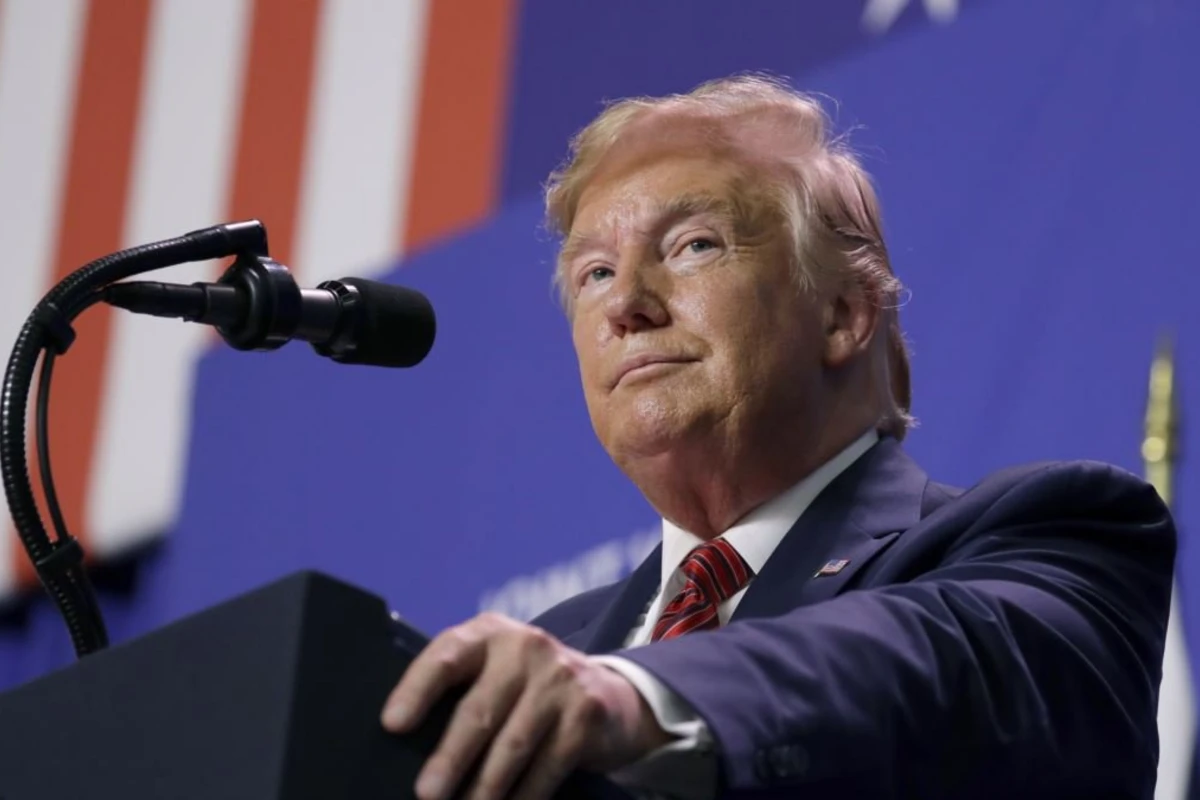 Трамп счел гибель 200 тысяч американцев от вируса хорошим сценарием