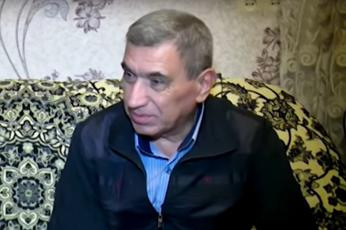 Səhhətində problem yaranan Rəhman Rəhmanov 20 günə 13 kilo arıqladı - VİDEO Səhhətində problem yaranan Rəhman Rəhmanov 20 günə 13 kilo arıqladı - VİDEO