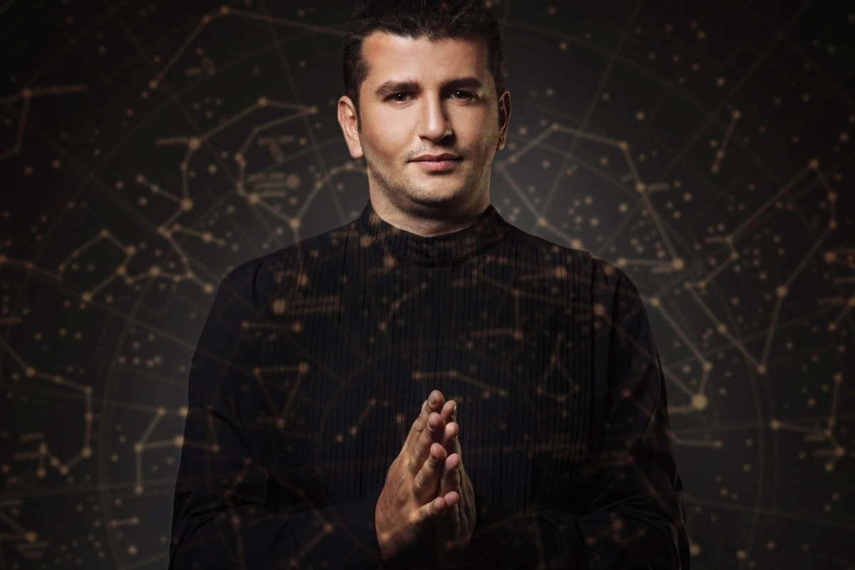 Astroloqun 3 ay əvvəlki proqnozu hər kəsi ŞOK ETDİ - VİDEO