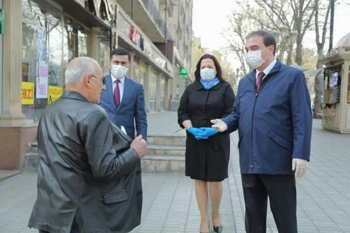 Gəncənin icra başçısı xüsusi karantin rejiminə əməl etməyənlərə xəbərdarlıq etdi - FOTO Gəncənin icra başçısı xüsusi karantin rejiminə əməl etməyənlərə xəbərdarlıq etdi - FOTO