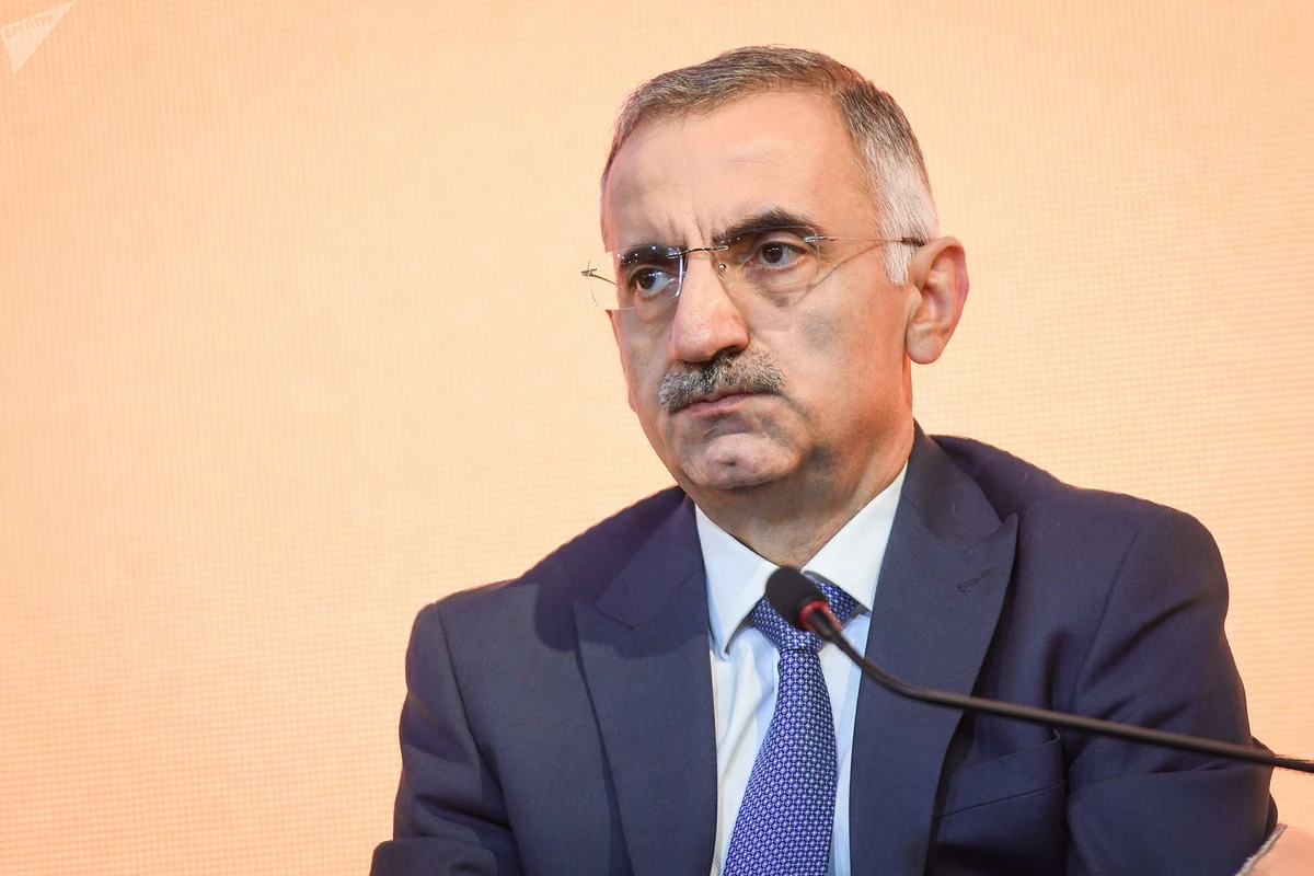 Karantin dövründə internetdən istifadə artıb Karantin dövründə internetdən istifadə artıb