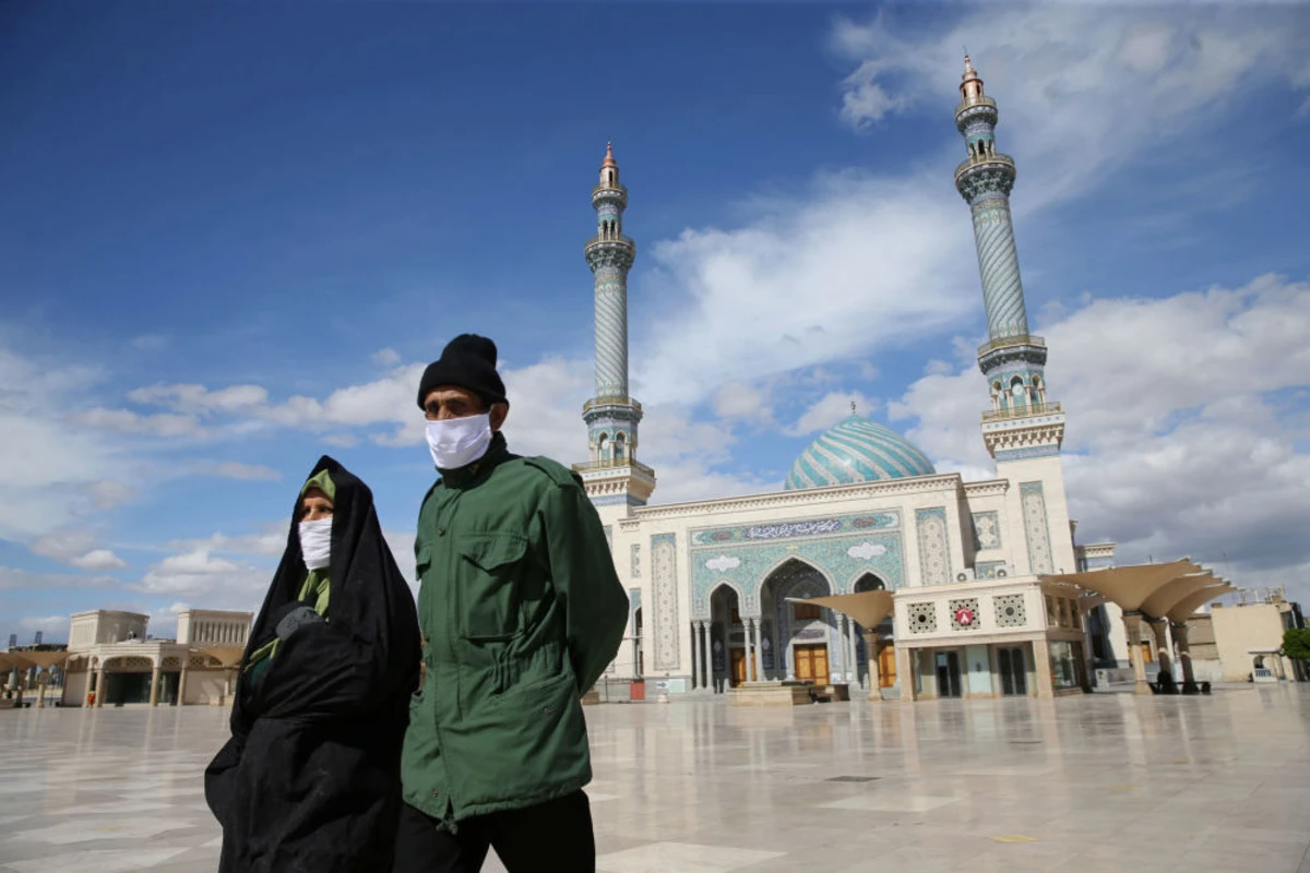 İldə 20 milyon insanın ziyarət etdiyi Qum şəhəri boş qalıb - FOTO