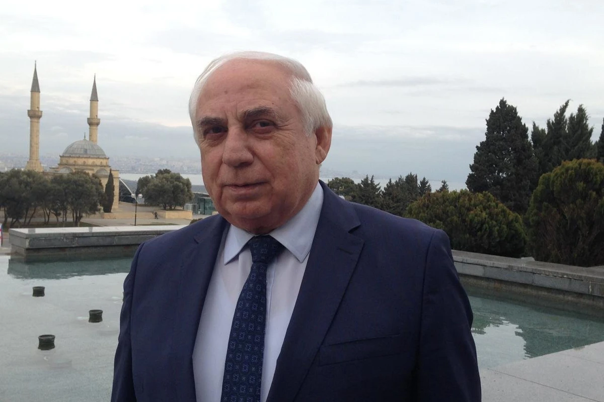 Hadi Rəcəblinin adı bu siyahıdan çıxarılır